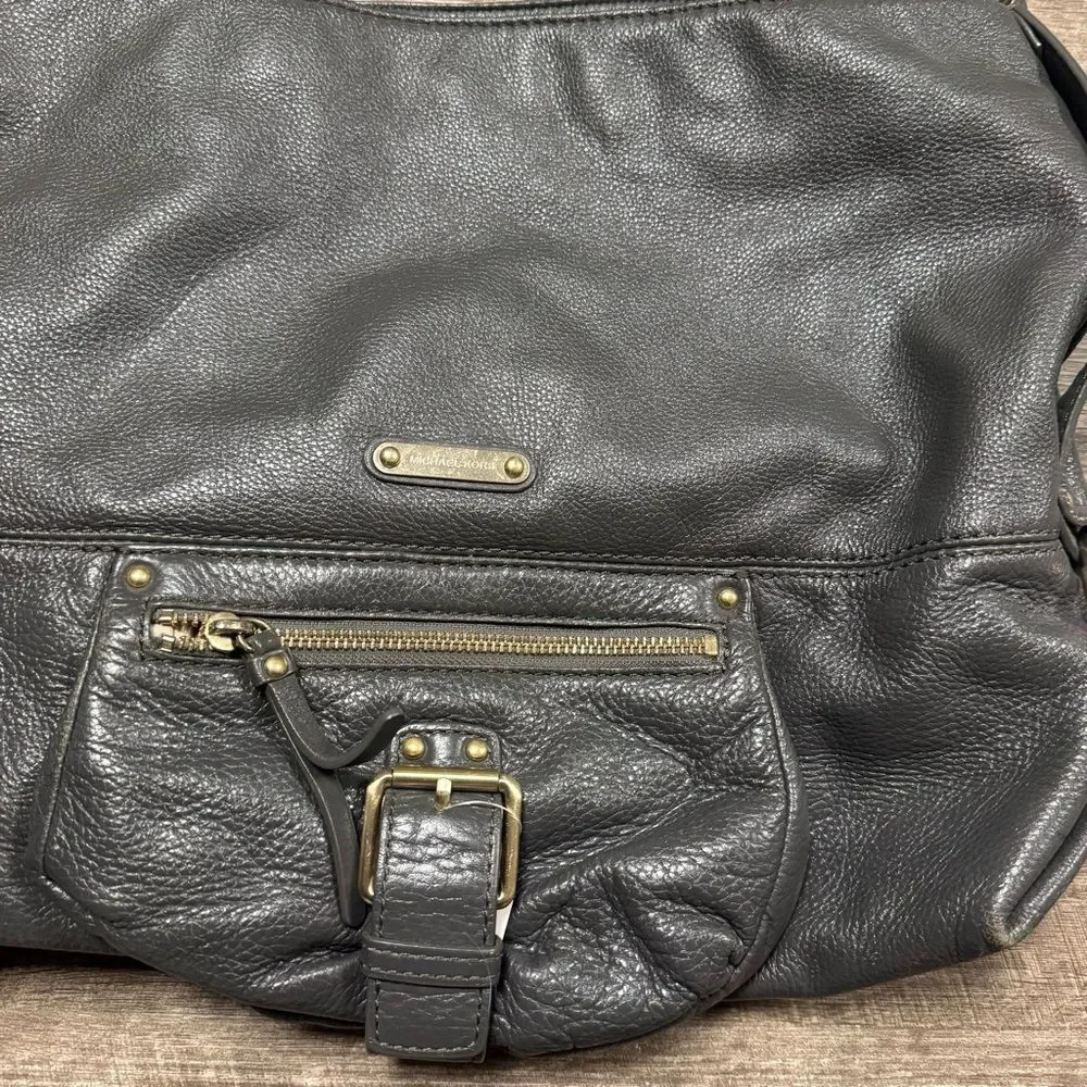Michael Kors leather michael pebbled
