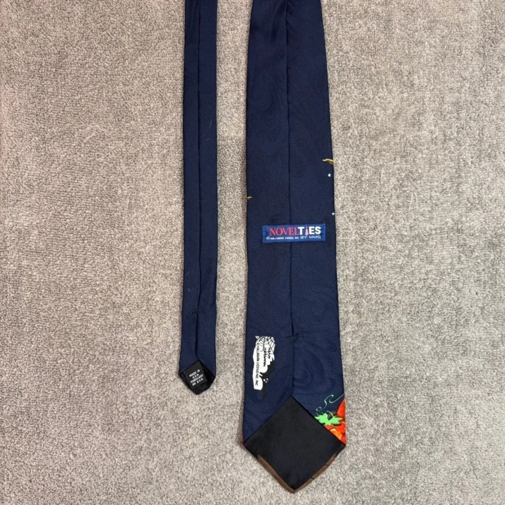 Hallmark novelties necktie
