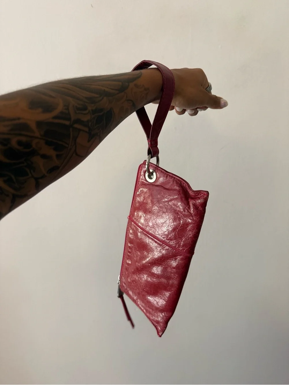 HOBO sleek leather