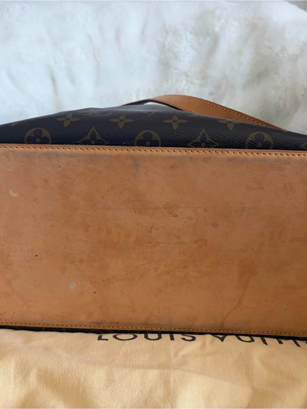 Louis Vuitton 🤎 authentic
