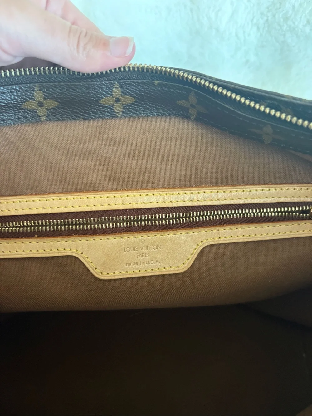 Louis Vuitton 🤎 authentic