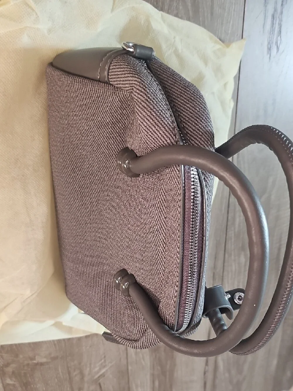 N/A stylish brown