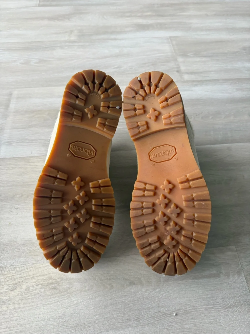 Vibram montelliana hiking
