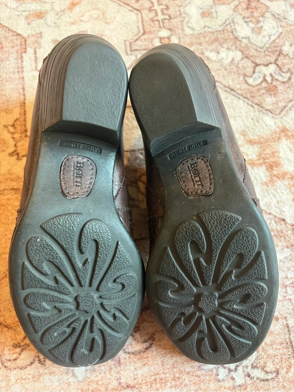 Born stylish ankle