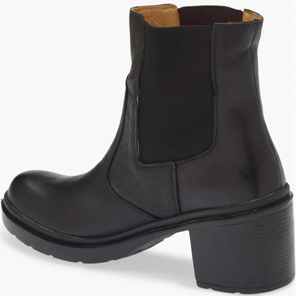 Sandro Moscoloni plain toe
