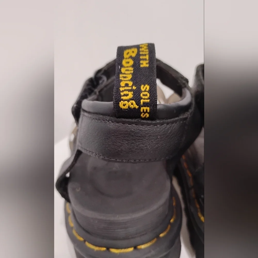 BOUNCING SOLE DOC MARTENS SANDALS