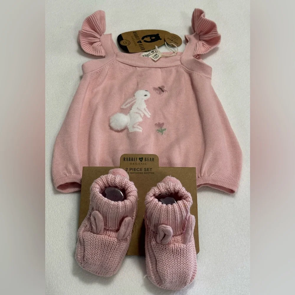 Infant Girl 3-6M 2-Pc Set Dusty Rose Romper with Bunny Design & Bunny Booties