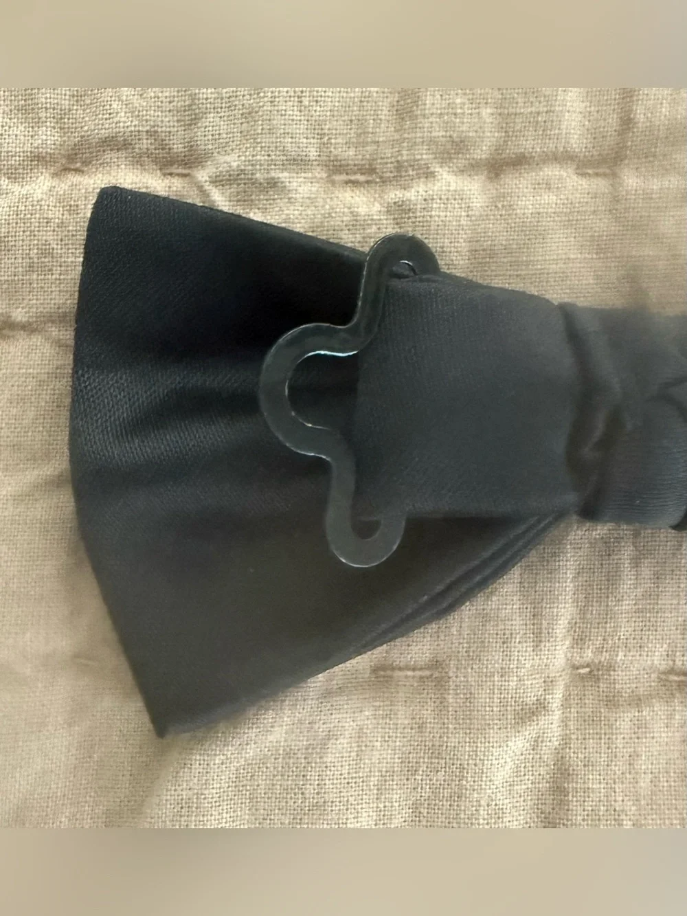 N/A navy clip neck