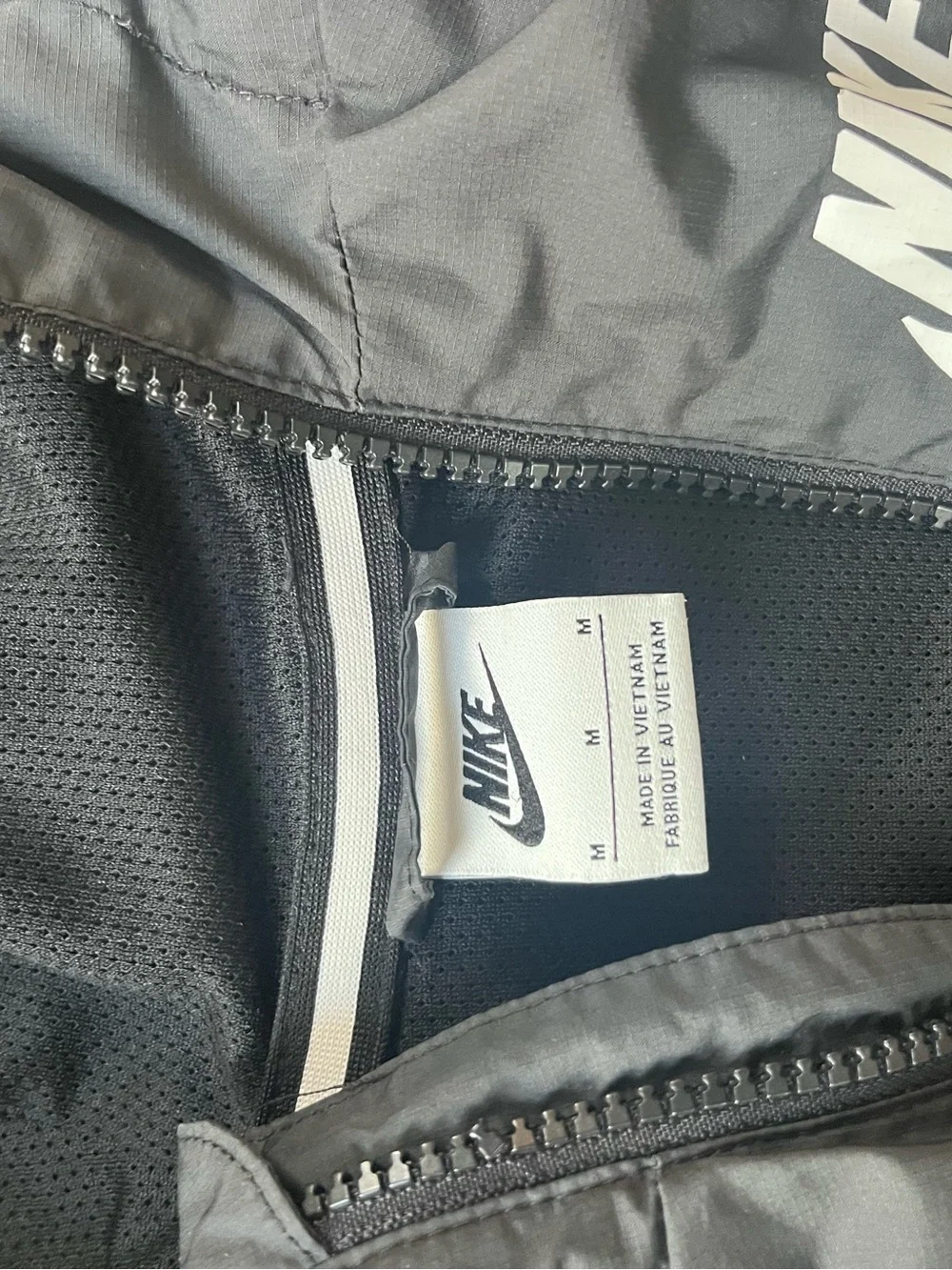 Nike lightweight hooded
