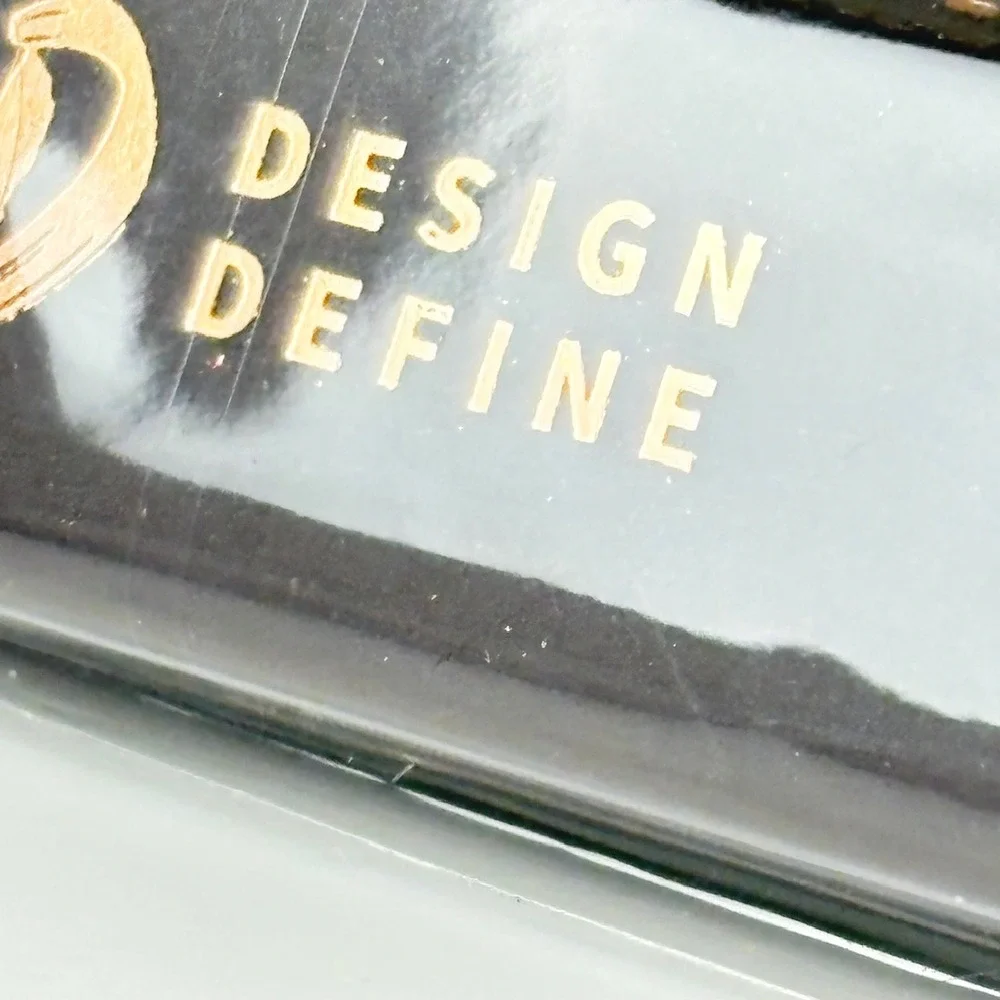 Design Define shade brown