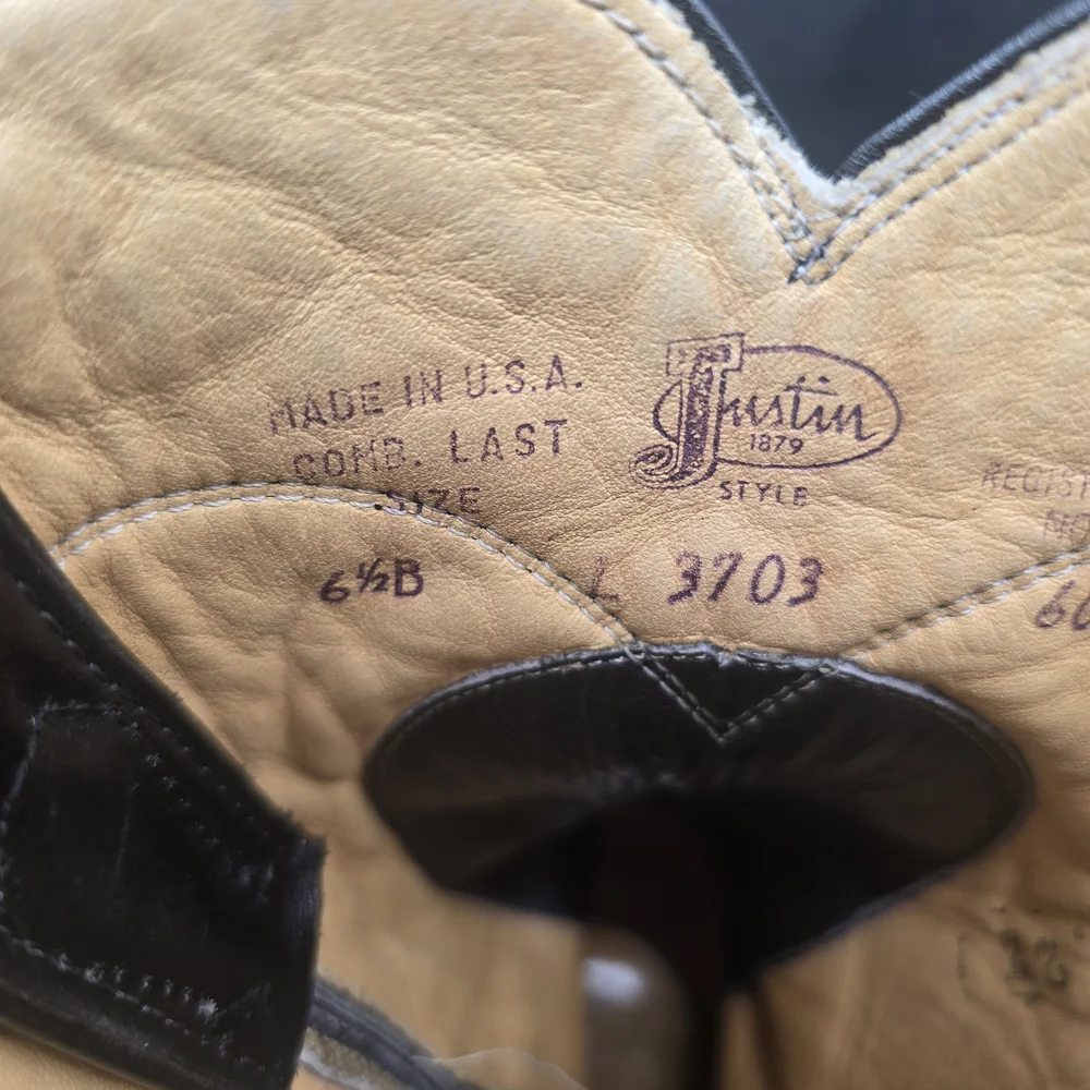 Justin Boots boots sleek any