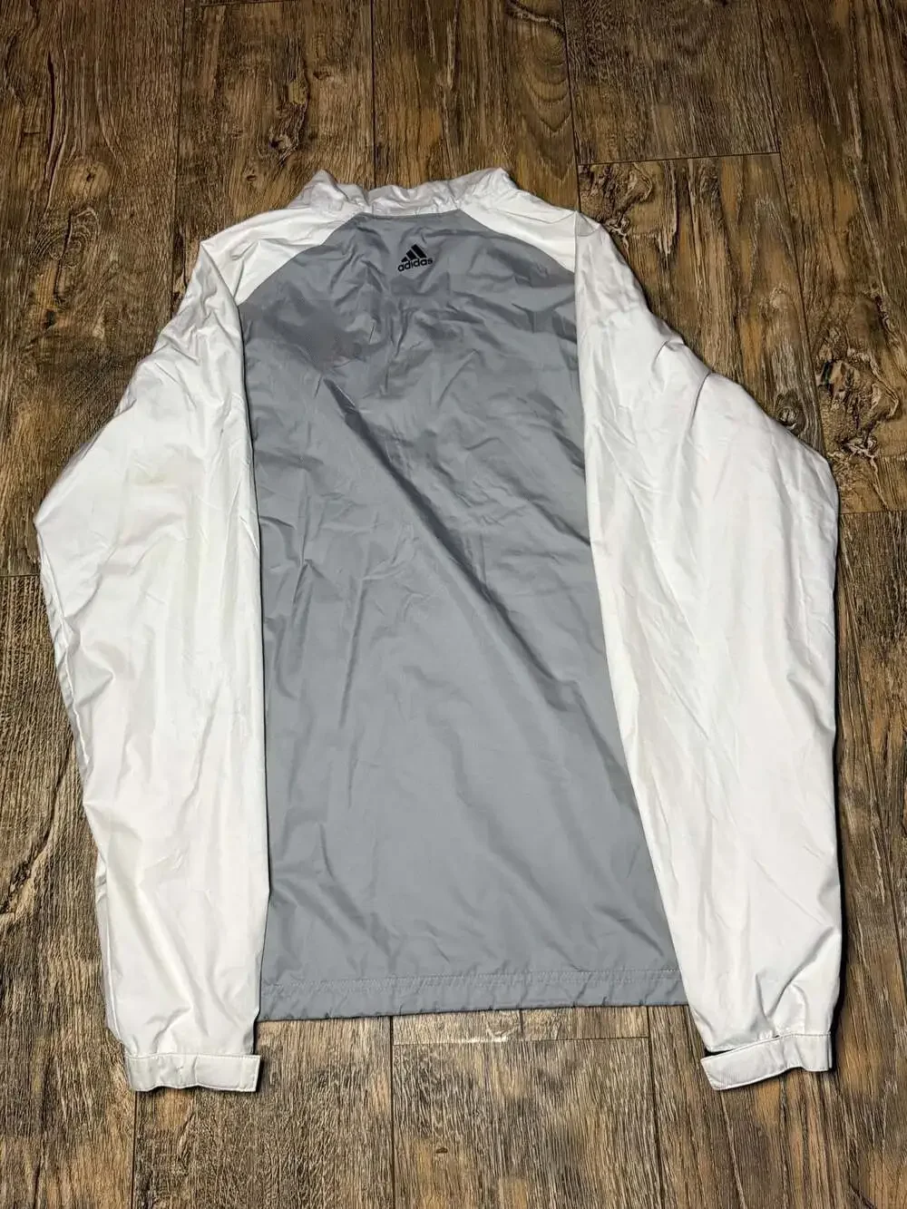 adidas full windbreaker measures