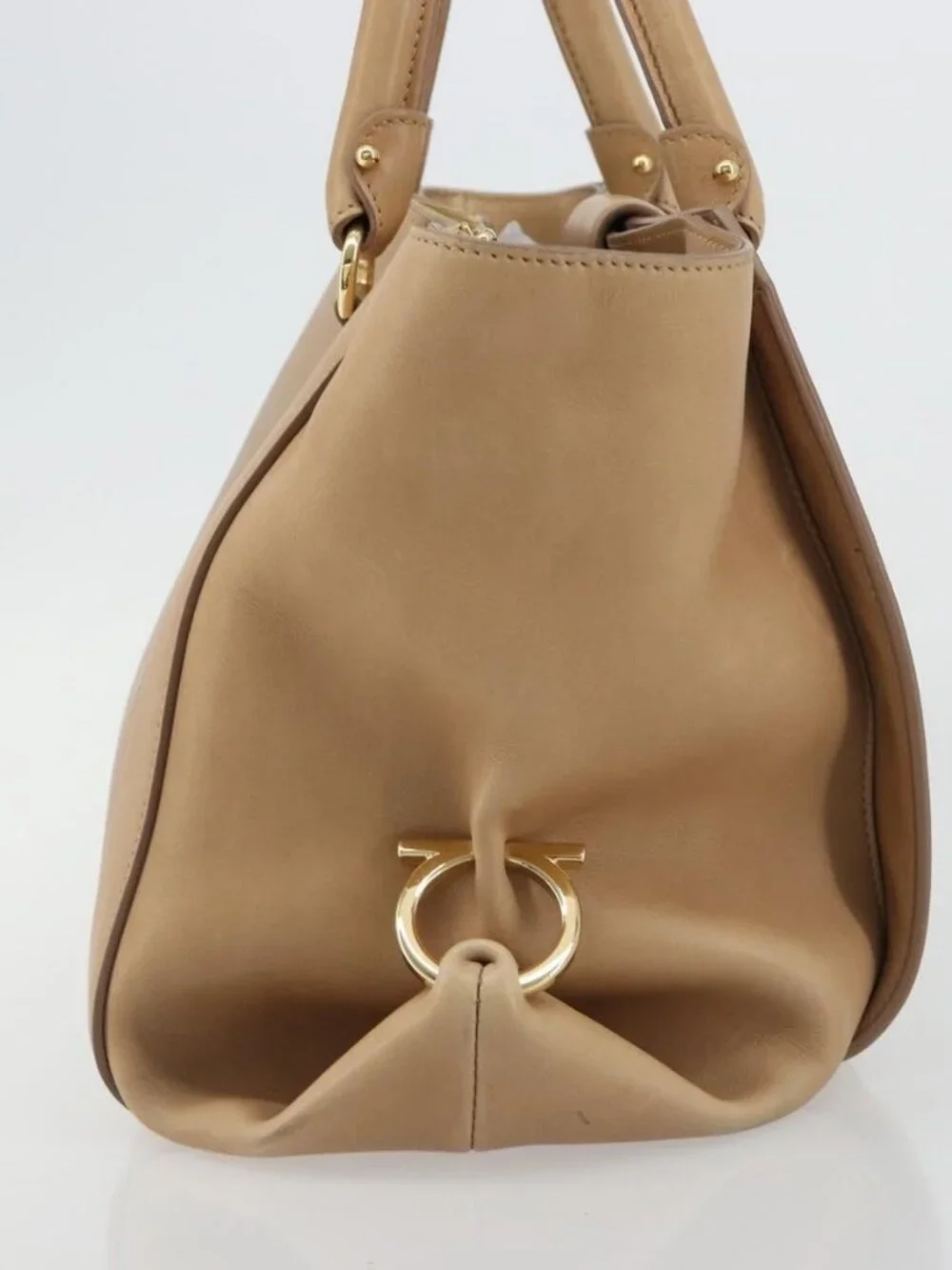 Salvatore Ferragamo Gancini Hand Bag Leather Beige Gold Auth hk2805
