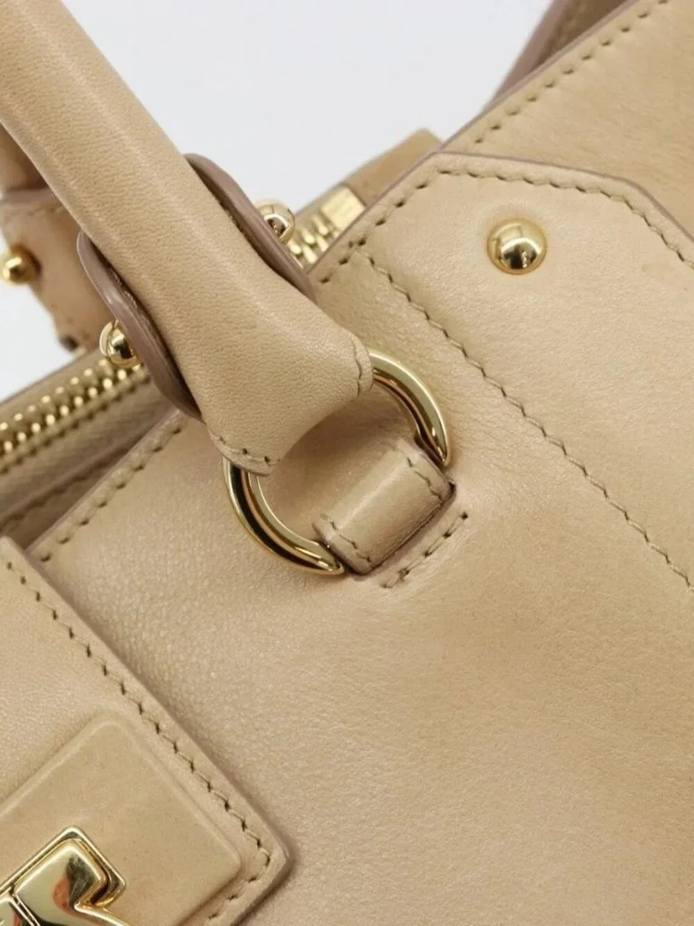 Salvatore Ferragamo Gancini Hand Bag Leather Beige Gold Auth hk2805