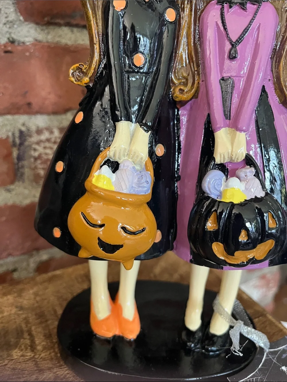 Bella lux charming witch