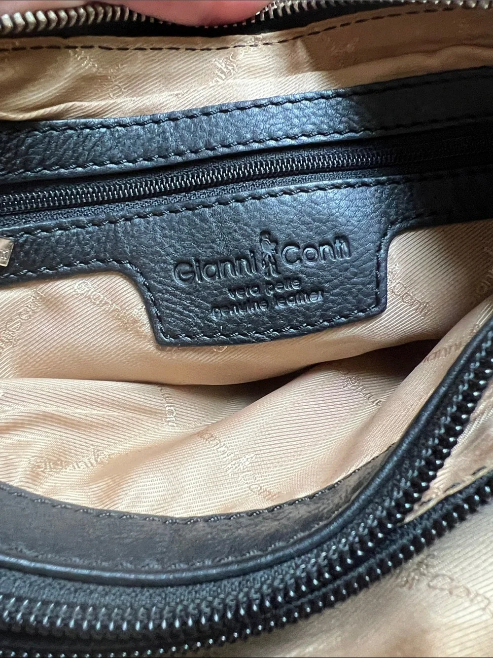 Gianni Conti top black