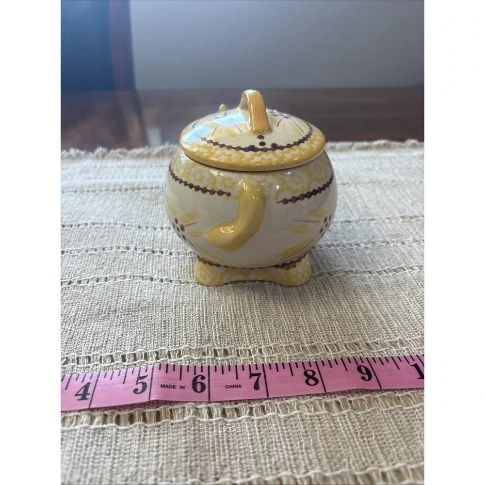 Discontinued Temptations By Tara Old World Yellow Cow Mini Sugar Bowl & Lid