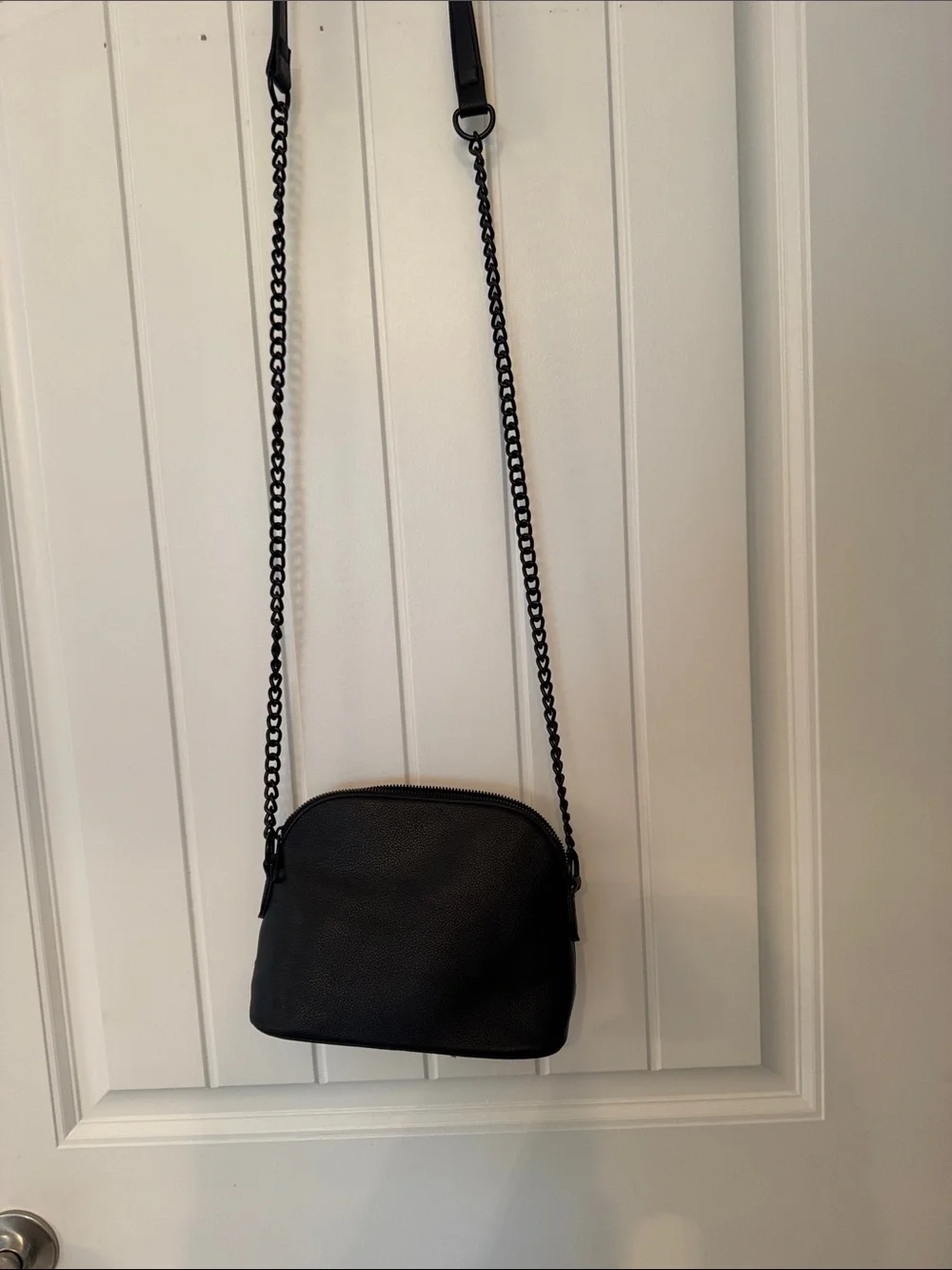 Black Leather Crossbody Bag with Chain Strap