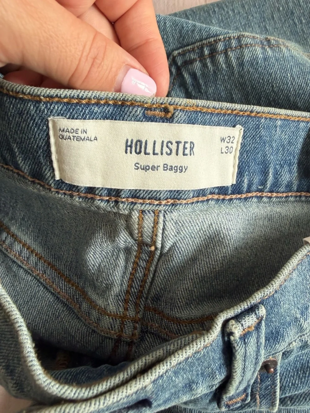 Hollister Super Baggy Jeans