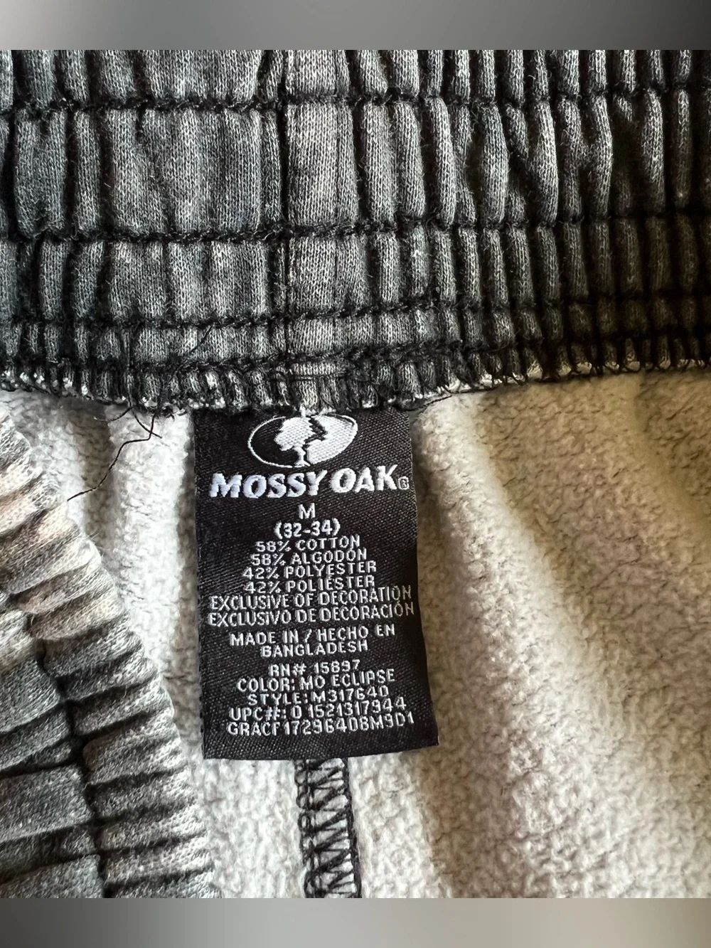 Men’s  Y2K Mossy Oak Eclipse camo sweatpants Size Medium