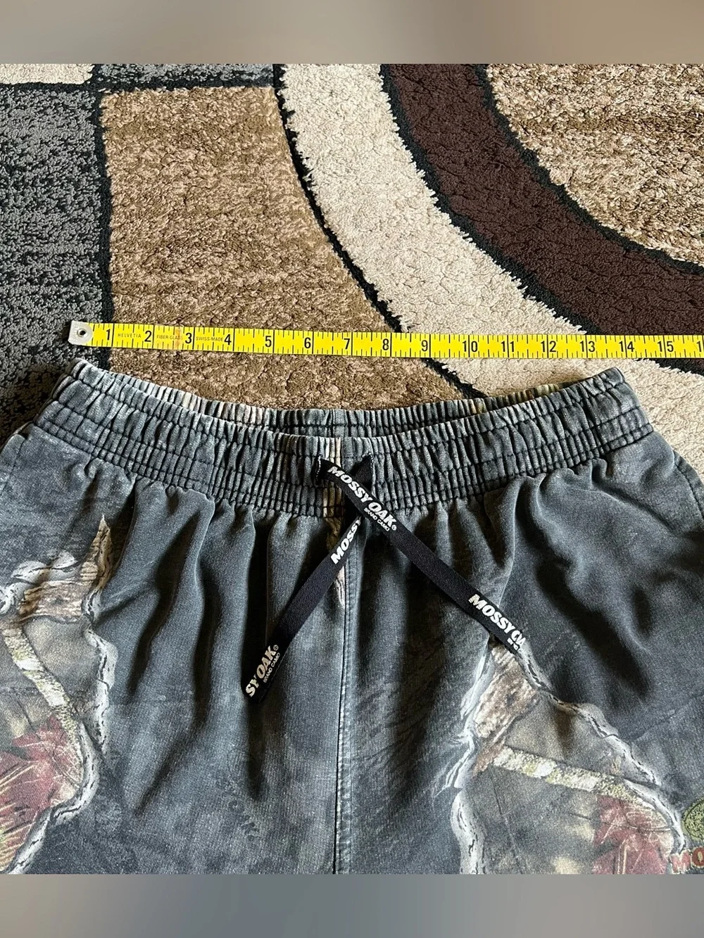 Men’s  Y2K Mossy Oak Eclipse camo sweatpants Size Medium