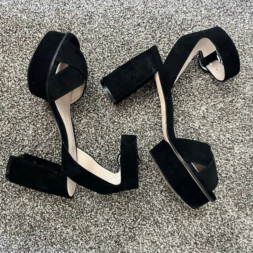 Stuart Weitzman good preowned