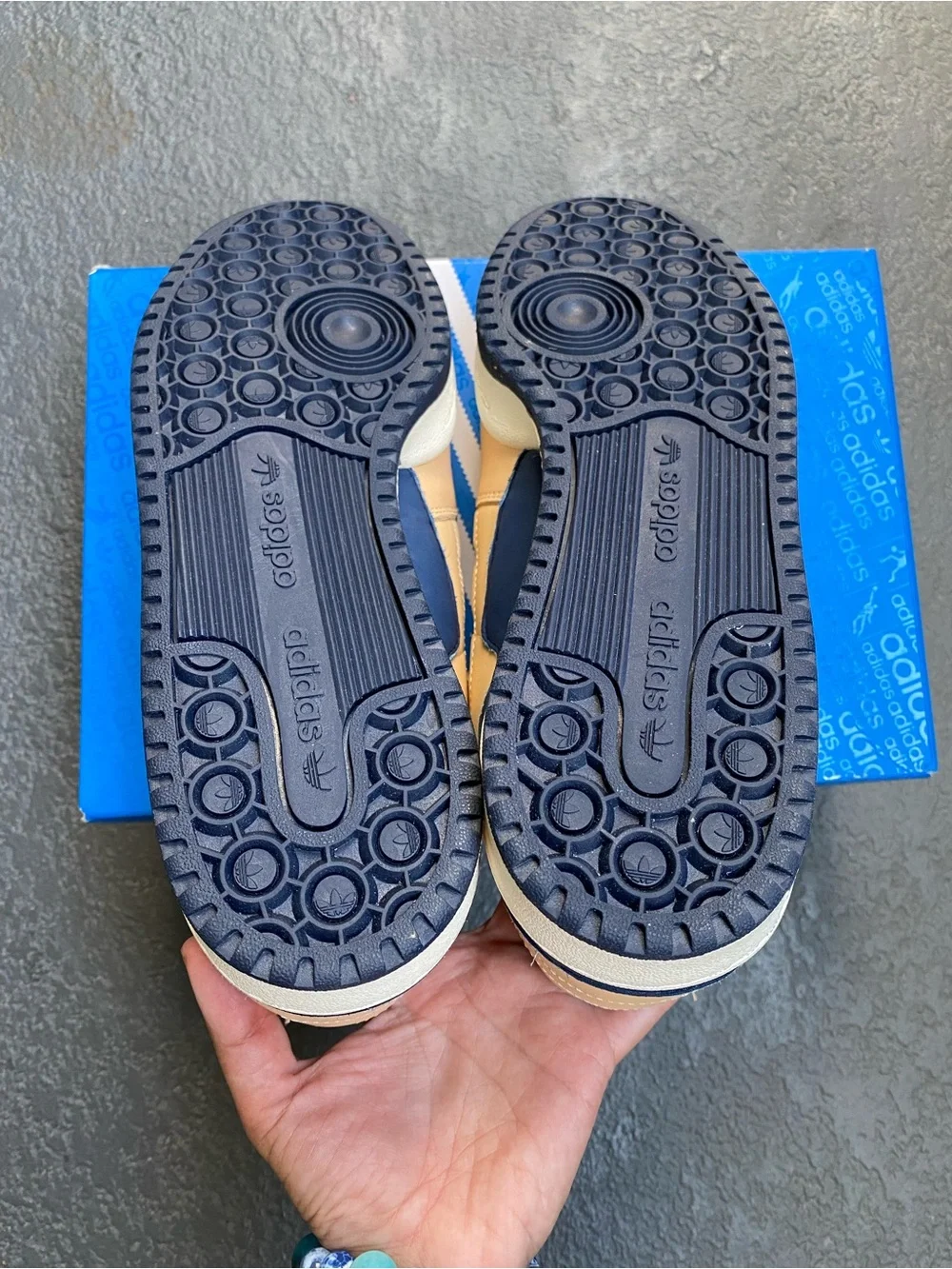 Adidas Forum 84 Low 