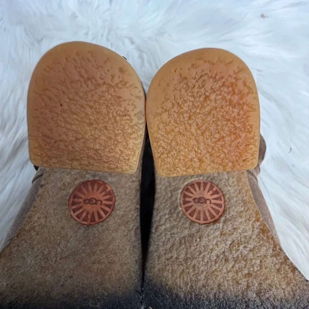 UGG australia suede