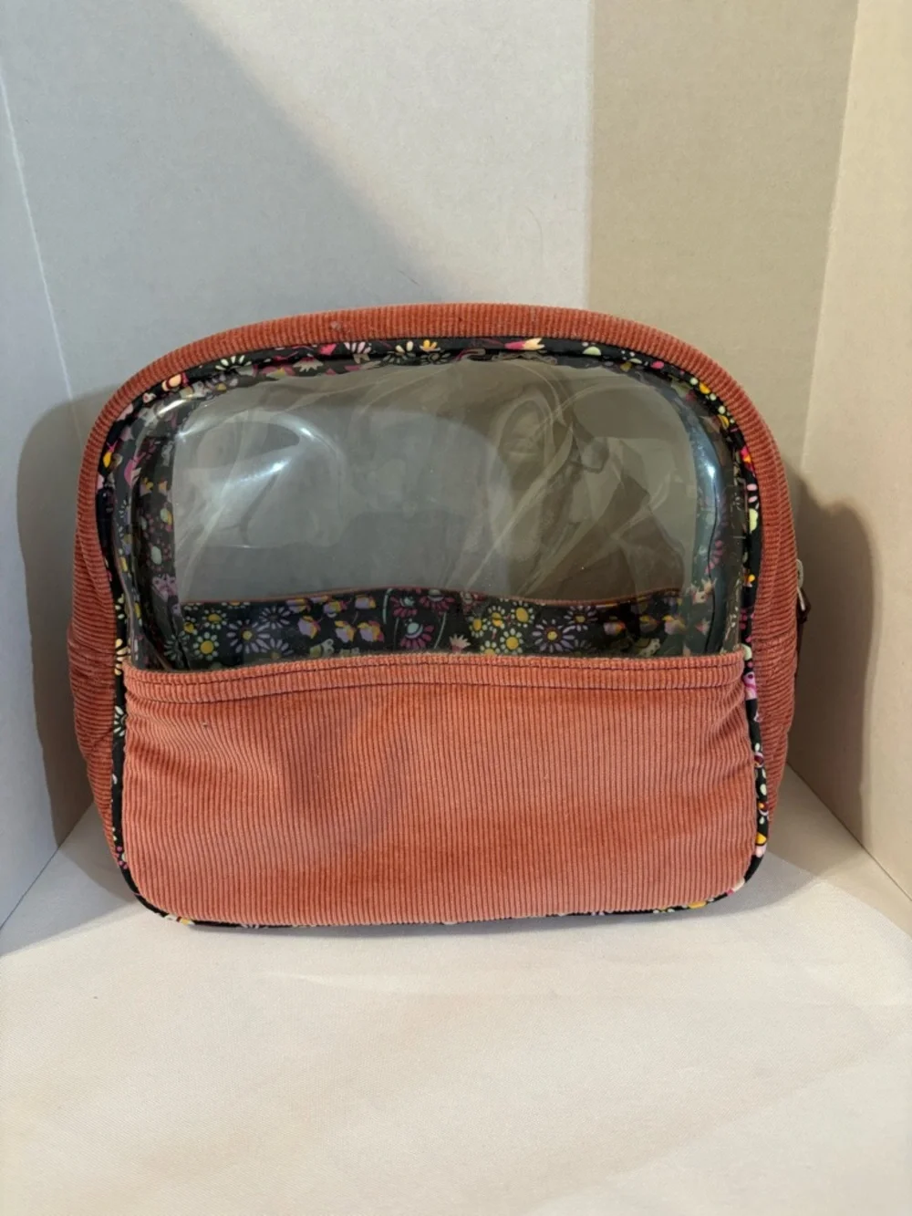 Vera Bradley up rose cosmetics
