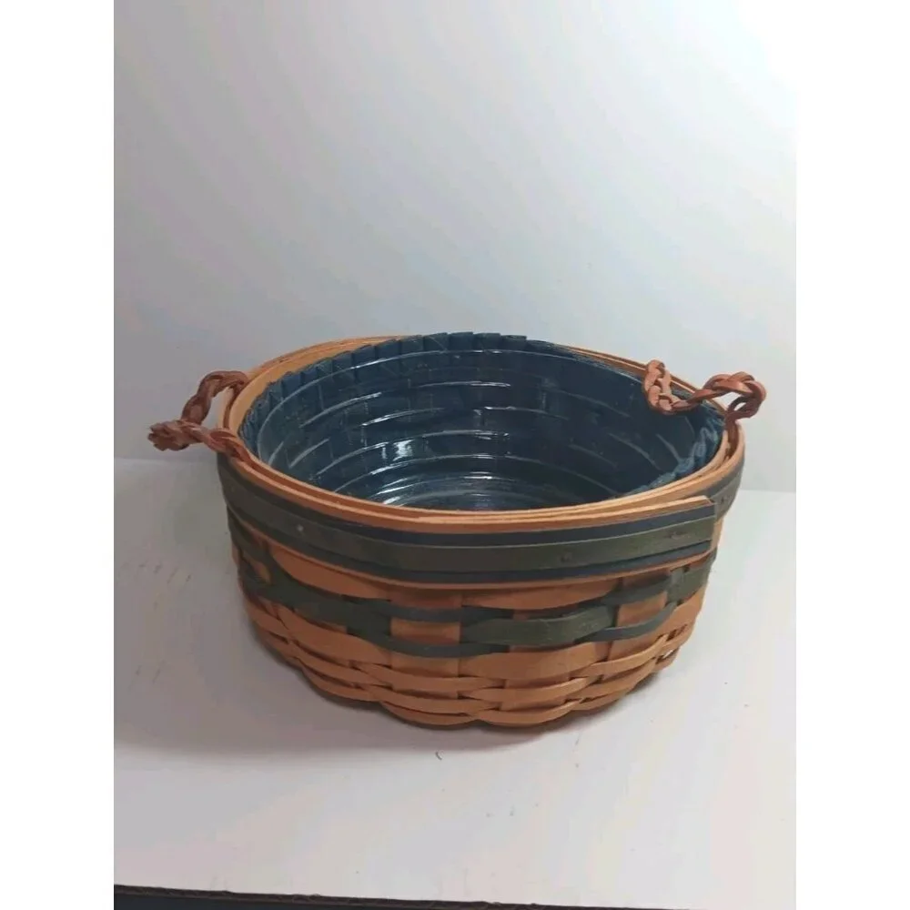 Longaberger 1998 Collectors Club Renewal Basket w/ Liner Protector & Card