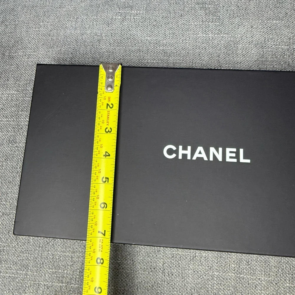 CHANEL JEWELRY/NECKLACE/BELT BOX and protective sleeve