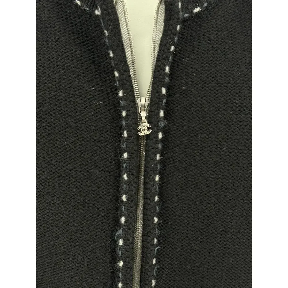 Chanel 2002 Wool Sweater - Size 44