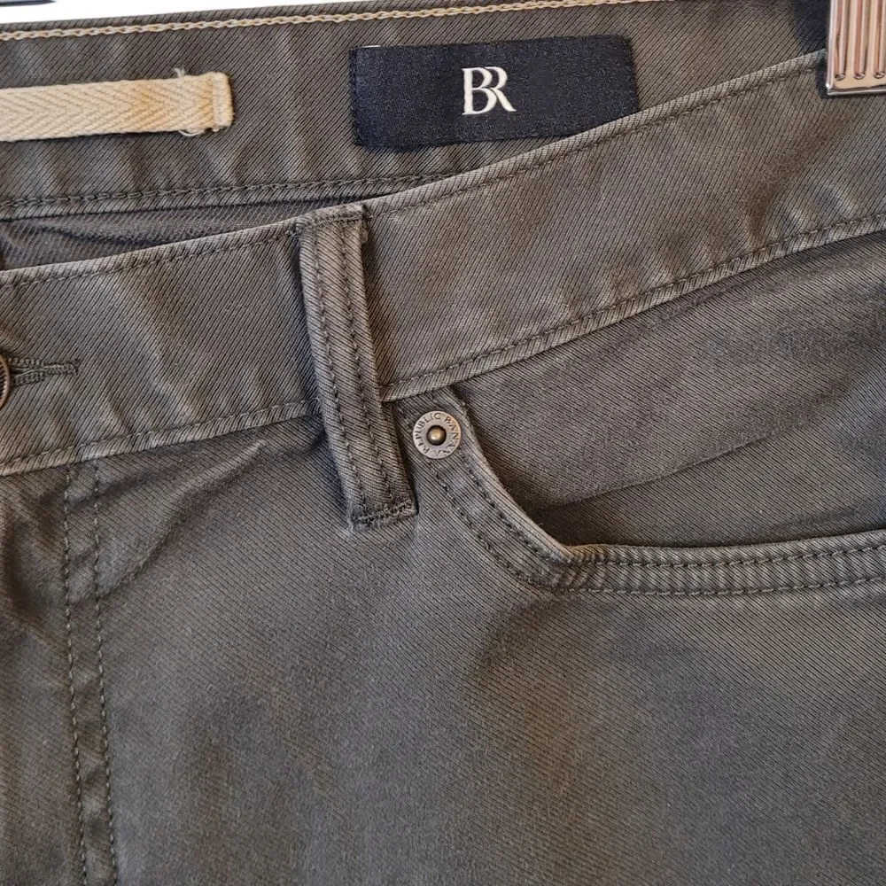Banana Republic Men's Olive Slim Twill Traveler Pants Size 34 x 32