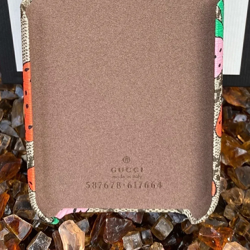 Gucci iphone logo crafted