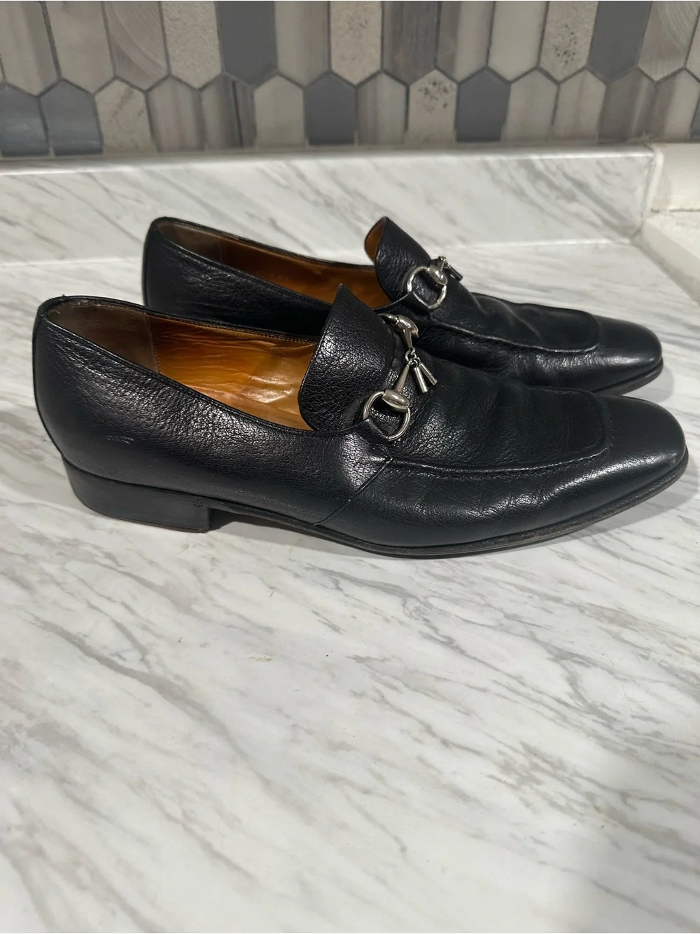 Gucci elegant black