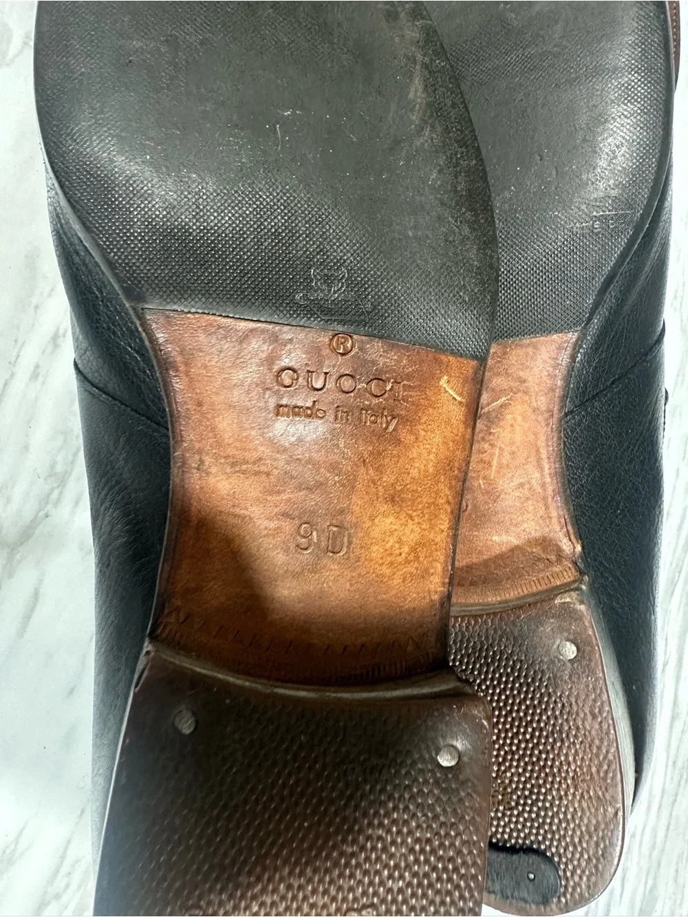 Gucci elegant black
