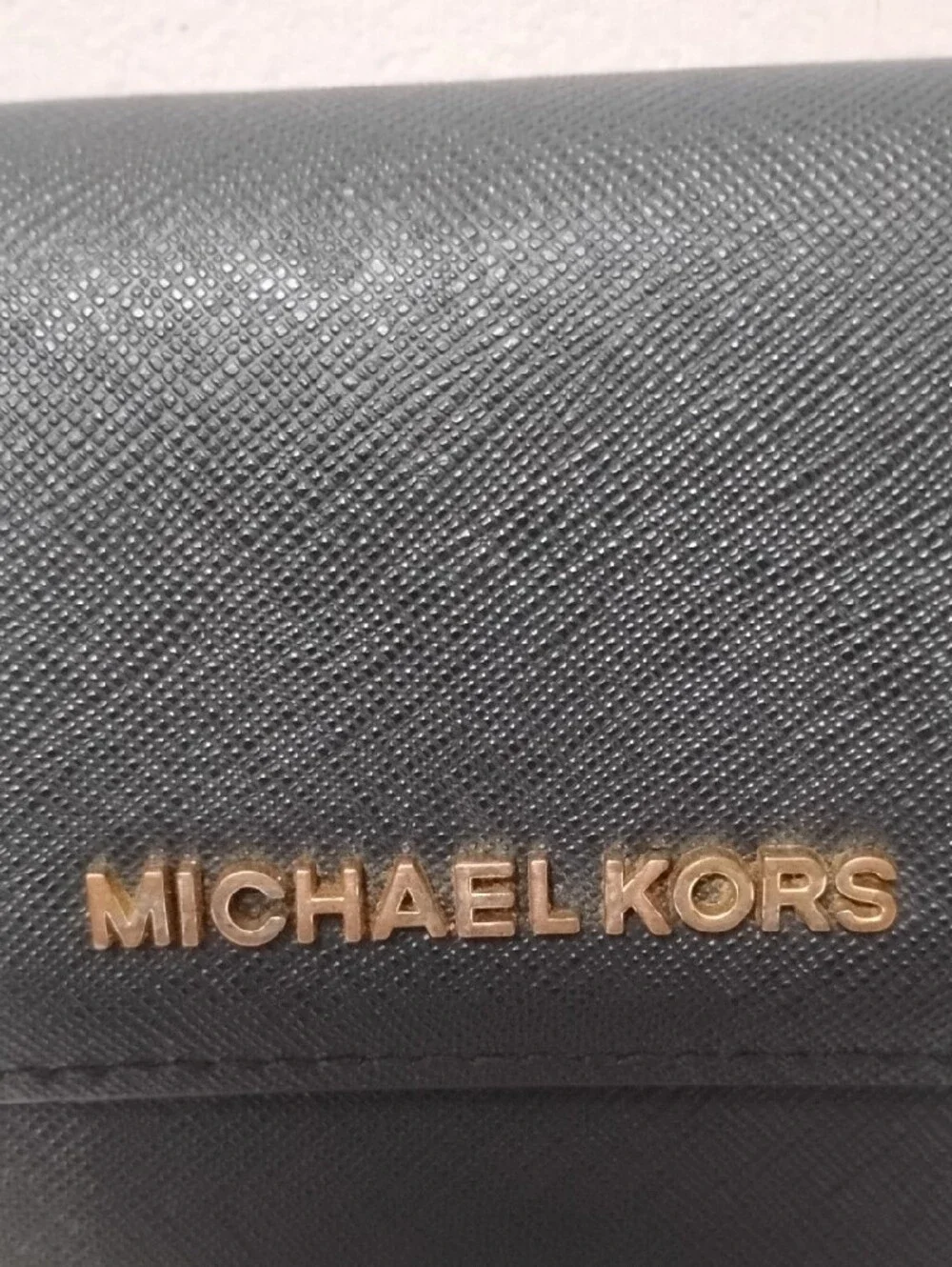 Michael Kors compact leather