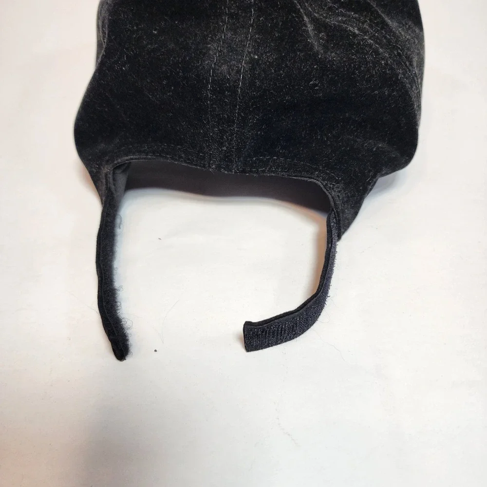 D&Y black baseball