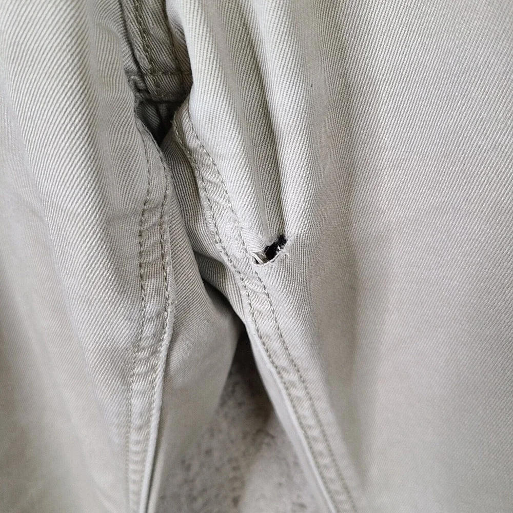Levis Jeans Mens 34x30 (36x30) Beige 541‎ Straight Distressed Zip Fly Stretch