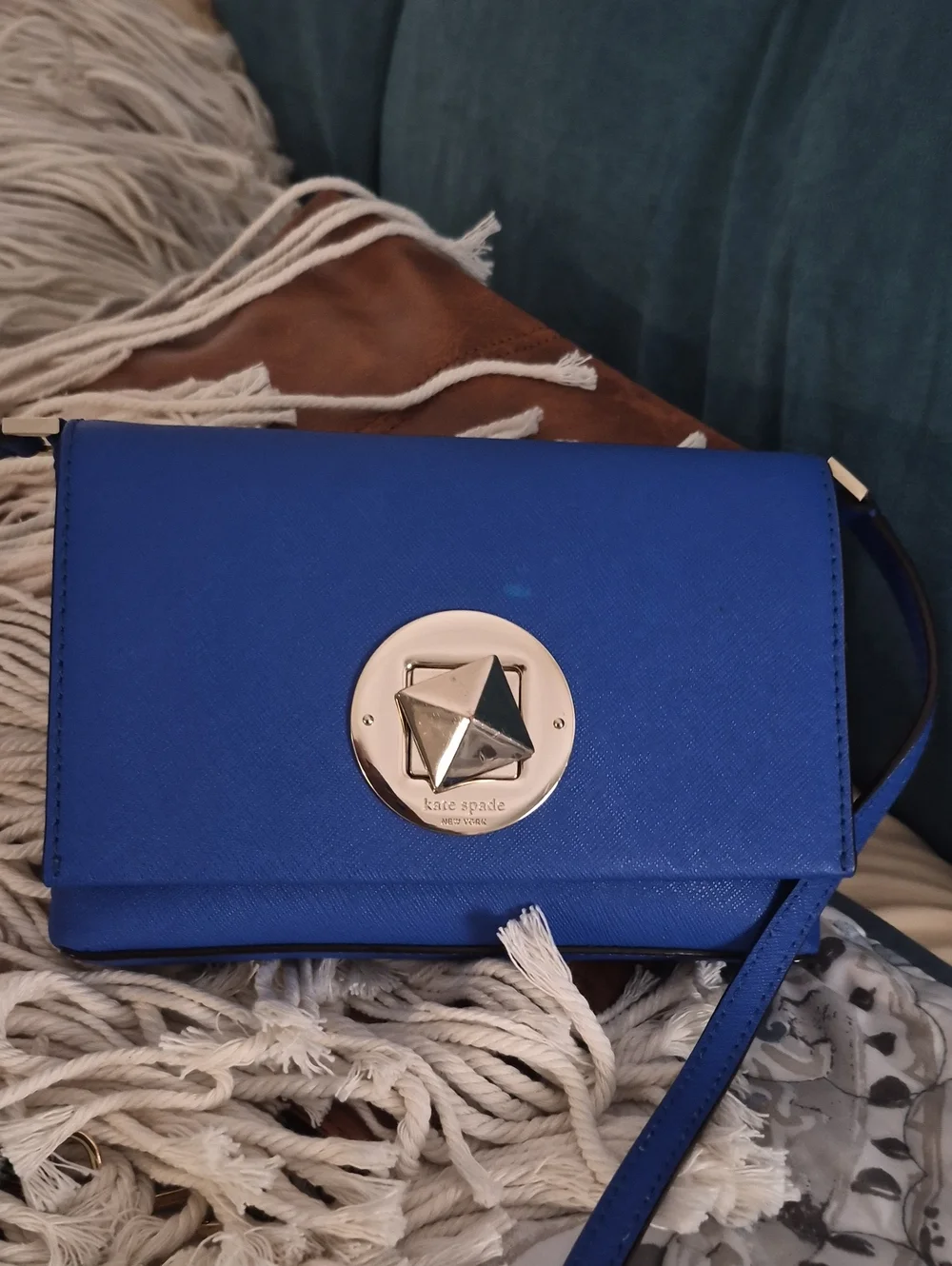Kate Spade Newbury Lane Sally Saffiano leather crossbody bag