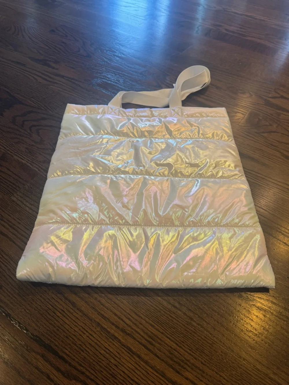 Bath & Body Works shiny iridescent