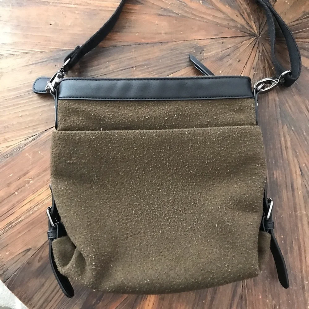 SHERPANI “Luna” Crossbody Purse