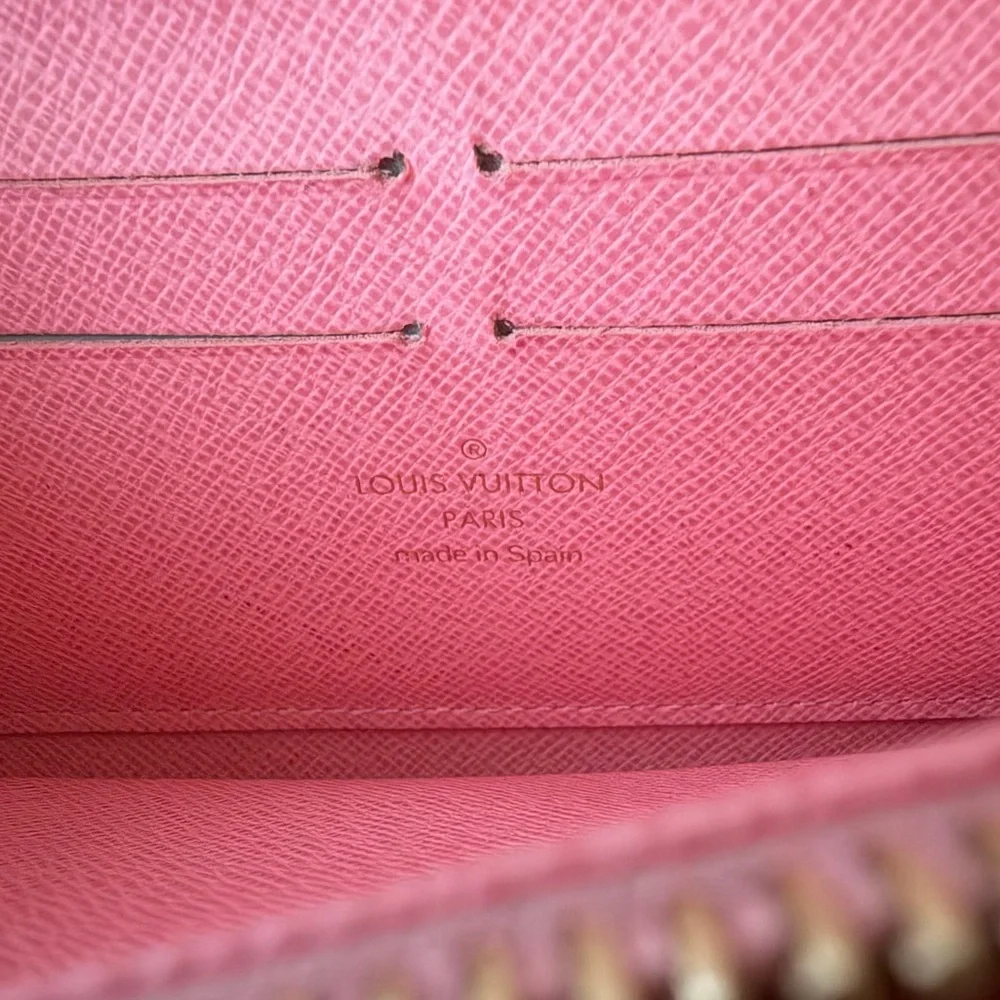 Louis Vuitton authentic louis