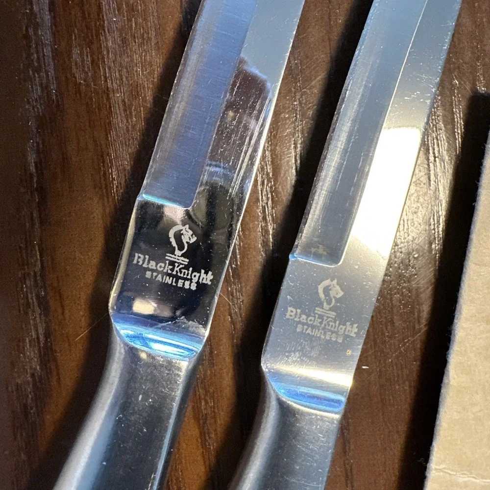 Regent Sheffield Black Knight Steak Knives Set Of 2 EUC‎