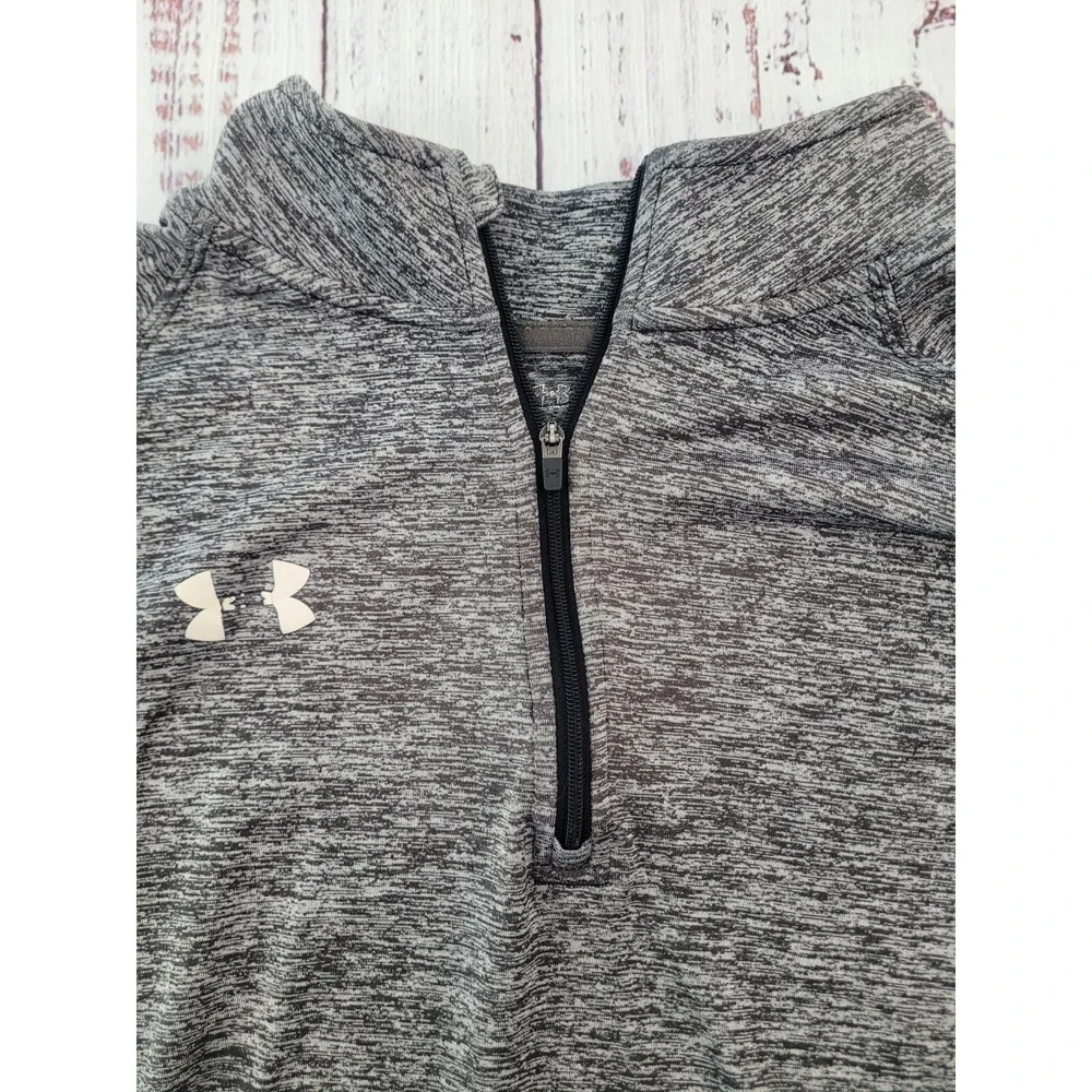 Under Armour small hole
