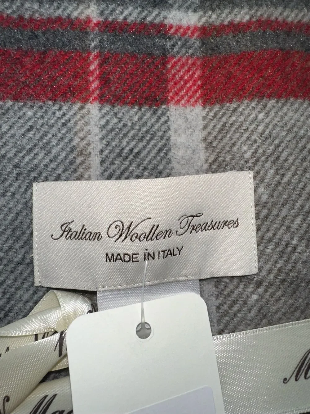 Italian Woollen Treasures new box