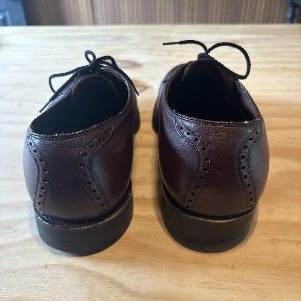 Musebeck All Seasons Casuals Oxfords Shoes Mens 8.5 EEE Brown Leather USA Vibram
