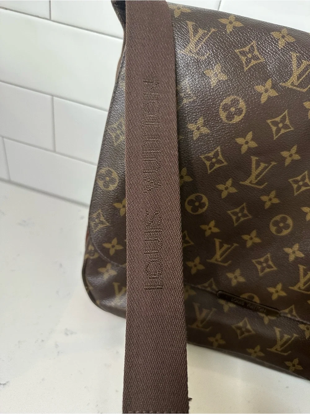 Louis Vuitton Brown Monogram Beaubourg Messenger Satchel