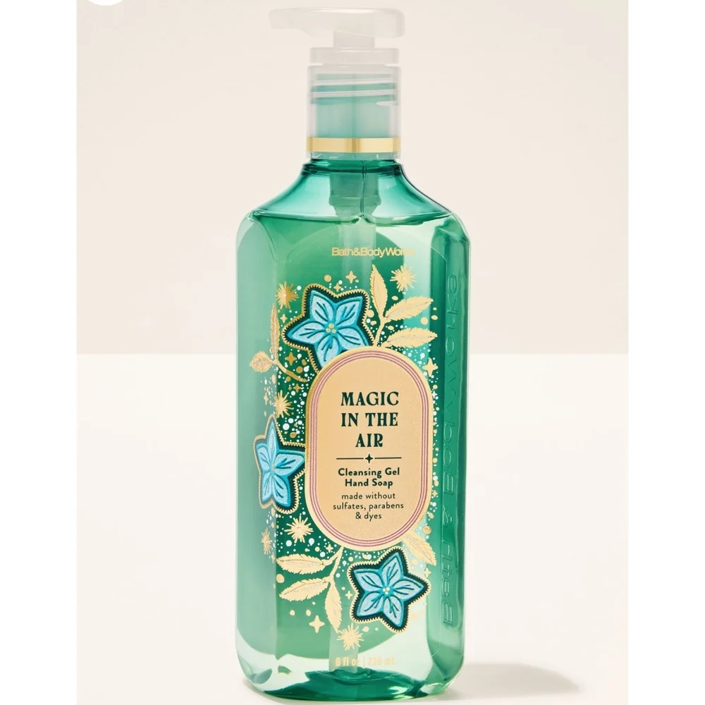 Bath & Body Works Magic in the Air Cleansing Gel Hand Soap 8oz NEW RARE