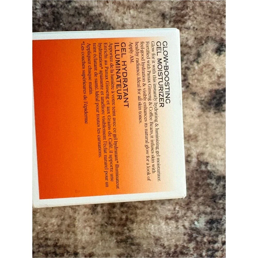 Origins GinZing Glow-Boosting Gel Moisturizer in White and Orange